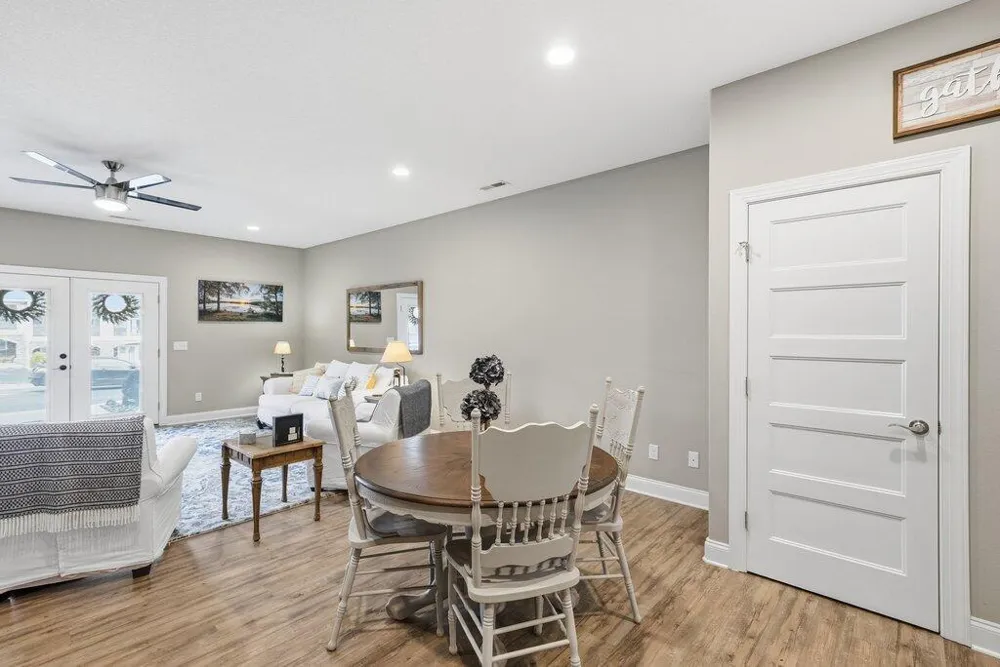 1255 New Lake Road Spring City, TN 37381