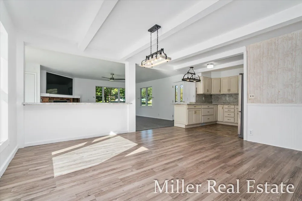 32 B DRIVE Hastings, MI 49058