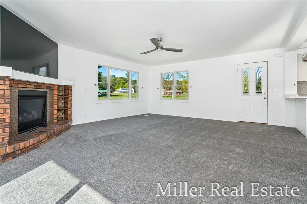 32 B DRIVE Hastings, MI 49058
