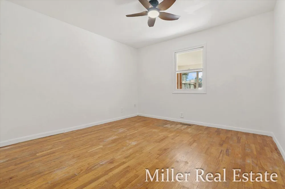 32 B DRIVE Hastings, MI 49058