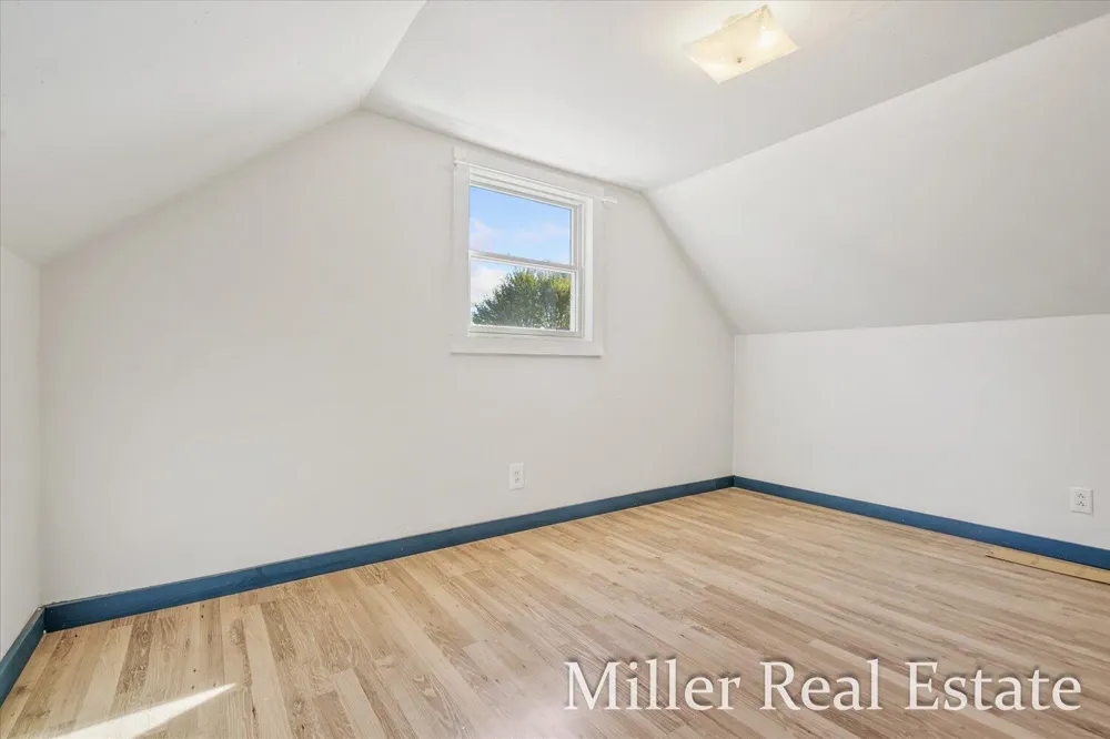 32 B DRIVE Hastings, MI 49058