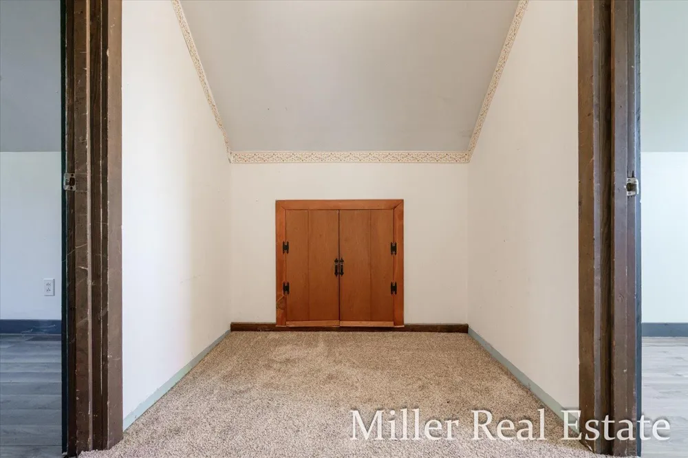 32 B DRIVE Hastings, MI 49058