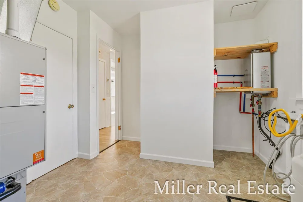 32 B DRIVE Hastings, MI 49058