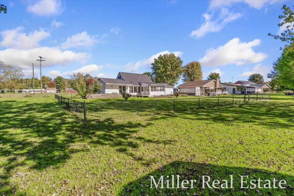 32 B DRIVE Hastings, MI 49058