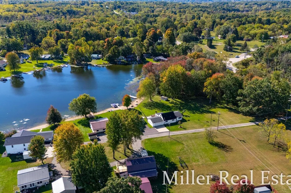 32 B DRIVE Hastings, MI 49058