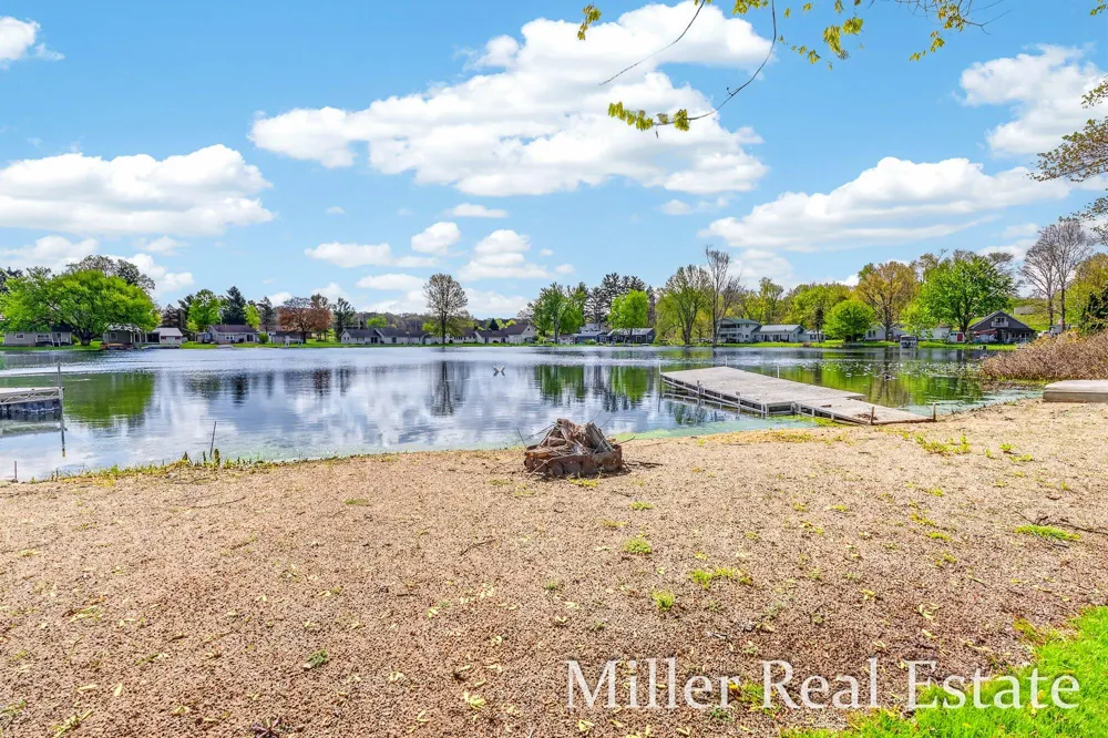 32 B DRIVE Hastings, MI 49058