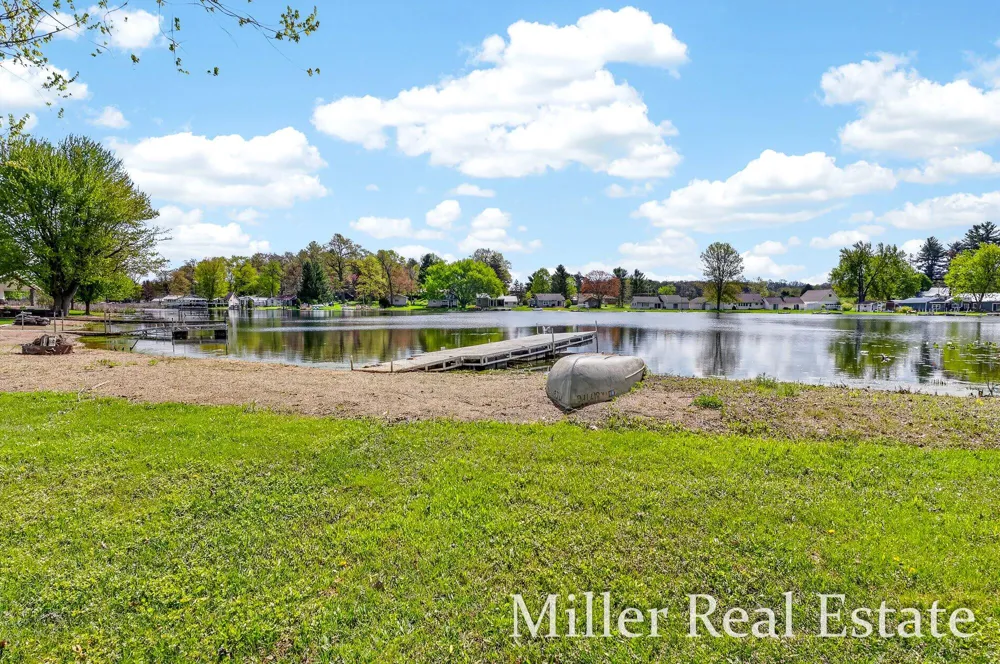 32 B DRIVE Hastings, MI 49058