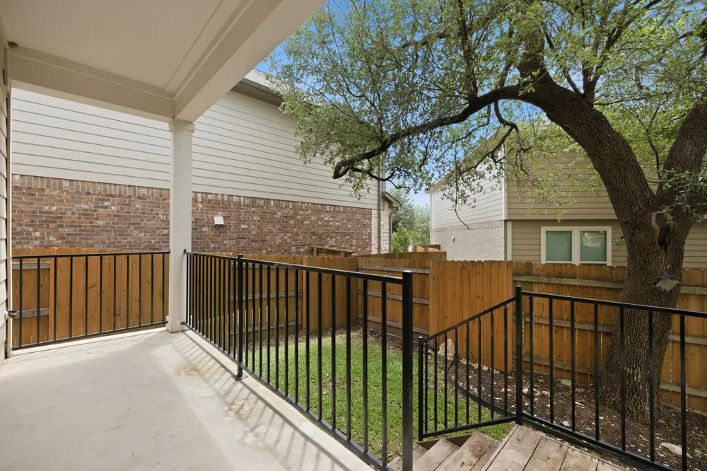 9001 Palmito Drive Austin, TX 78717
