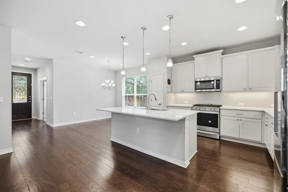 9001 Palmito Drive Austin, TX 78717