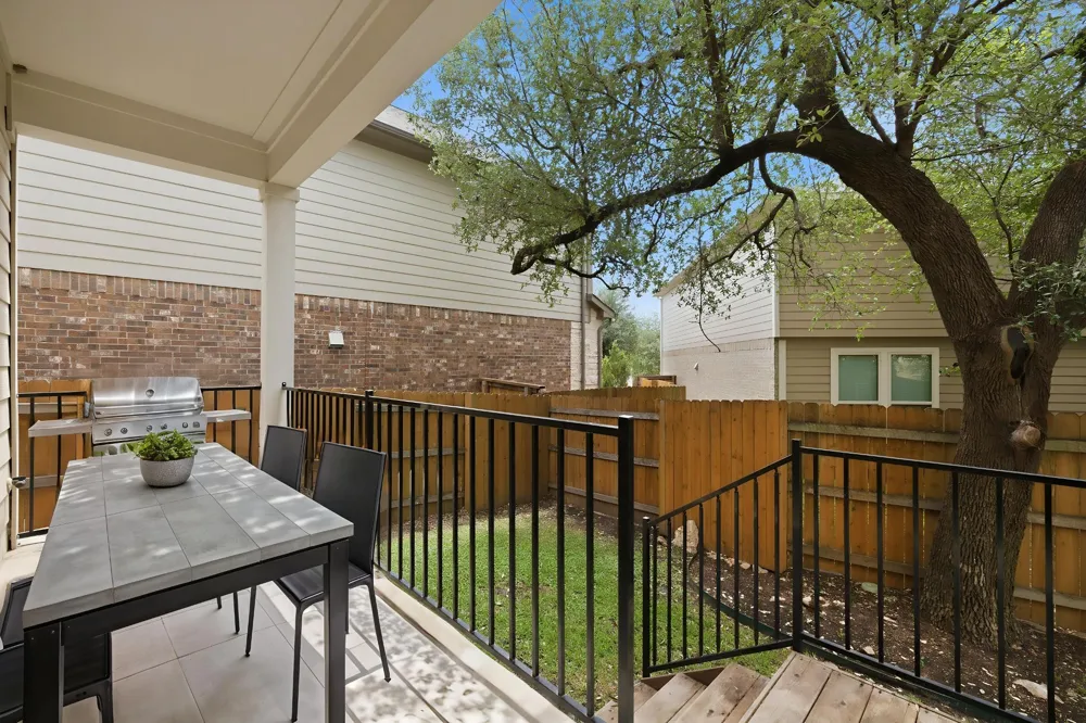 9001 Palmito Drive Austin, TX 78717