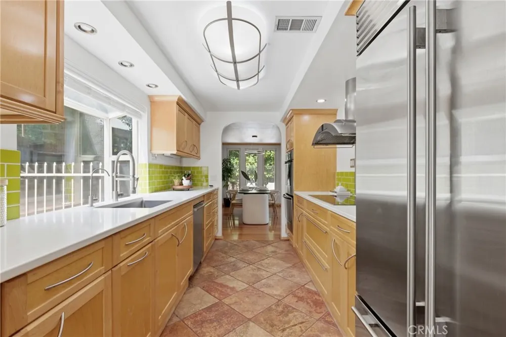 41 Hidden Valley Monrovia, CA 91016
