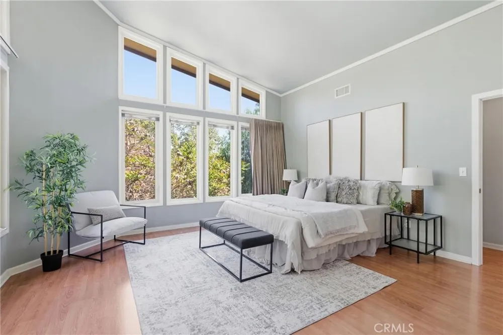 41 Hidden Valley Monrovia, CA 91016