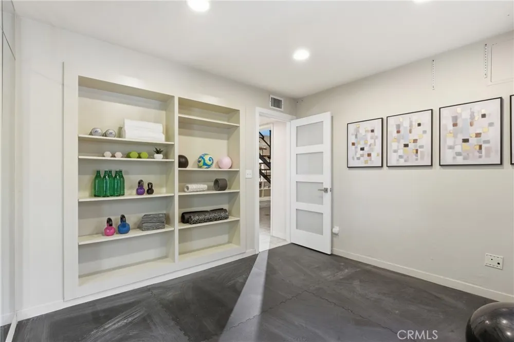 41 Hidden Valley Monrovia, CA 91016