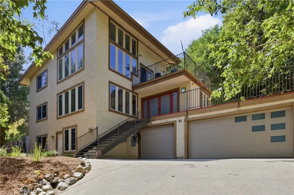 41 Hidden Valley Monrovia, CA 91016