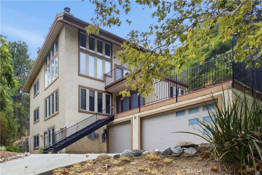 41 Hidden Valley Monrovia, CA 91016