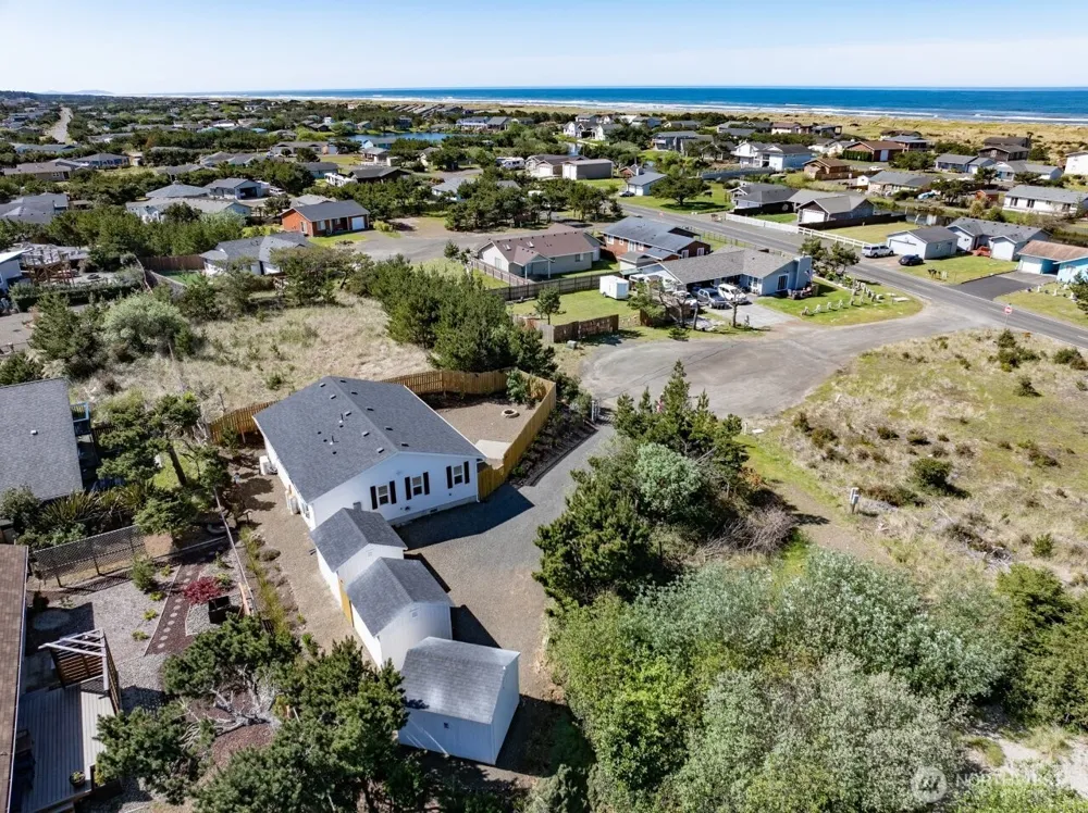 811 346th Place Ocean Park, WA 98640
