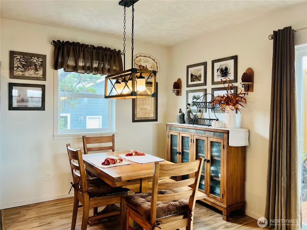 811 346th Place Ocean Park, WA 98640