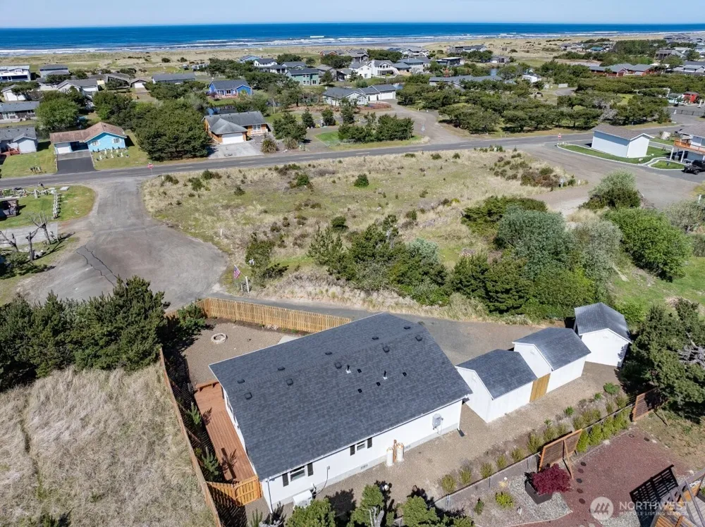 811 346th Place Ocean Park, WA 98640