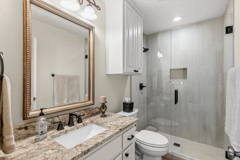 6594 W Hwy 290 Dripping Springs, TX 78620