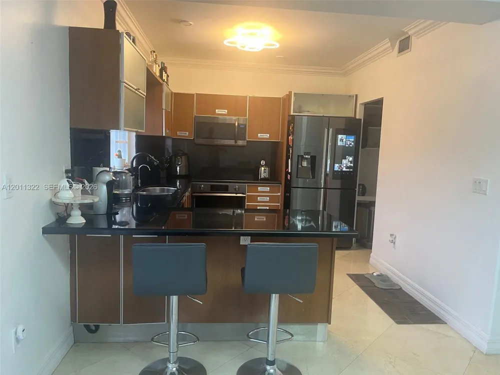 3915 NE 168th St #3915 North Miami Beach, FL 33160