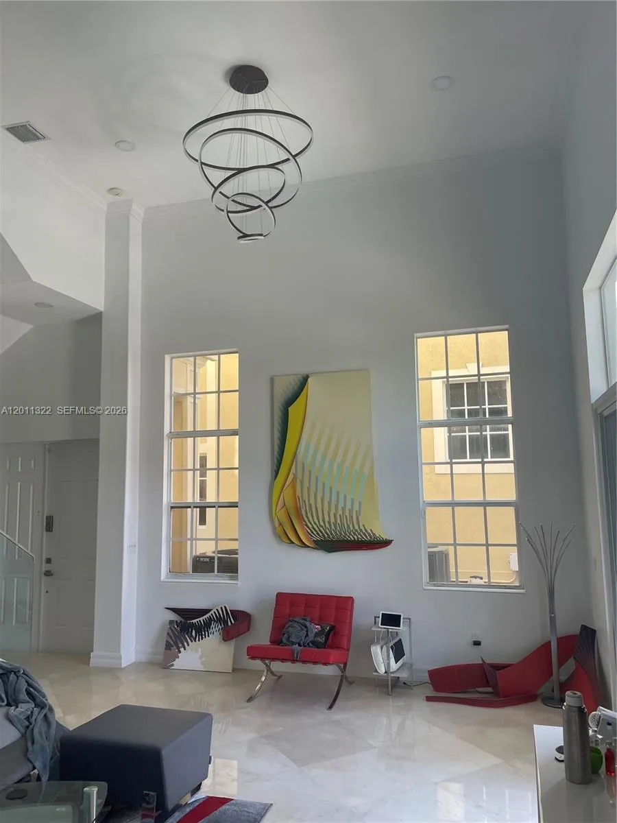 3915 NE 168th St #3915 North Miami Beach, FL 33160