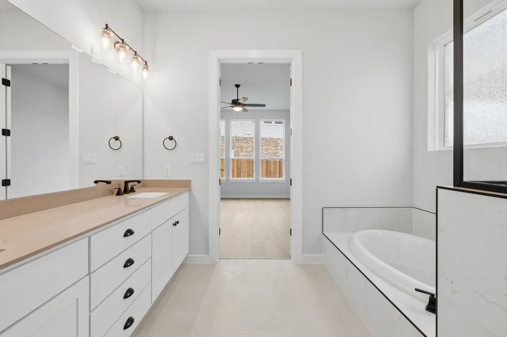 111 Sacred Fig Road Dripping Springs, TX 78620