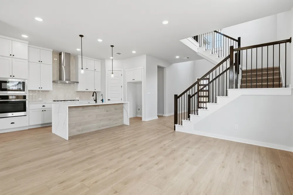 111 Sacred Fig Road Dripping Springs, TX 78620