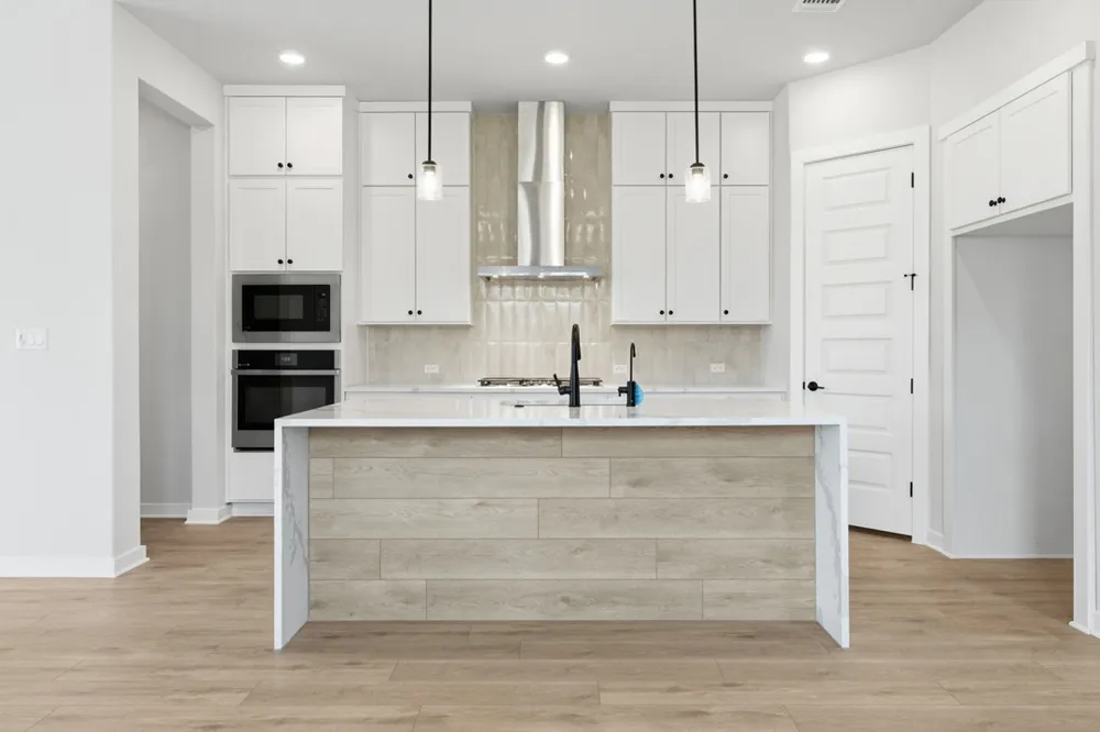 111 Sacred Fig Road Dripping Springs, TX 78620
