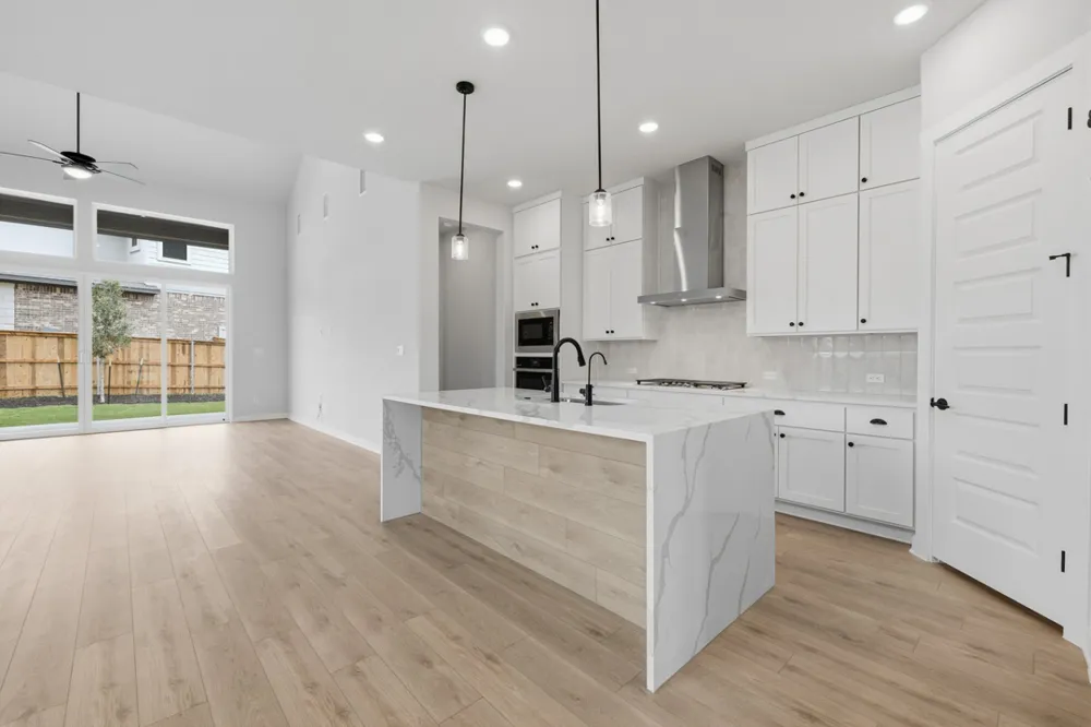 111 Sacred Fig Road Dripping Springs, TX 78620