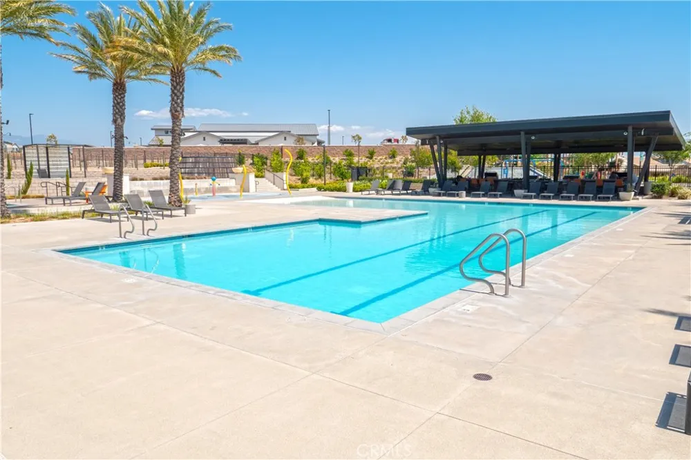 16570 Wyndham #1 Fontana, CA 92336