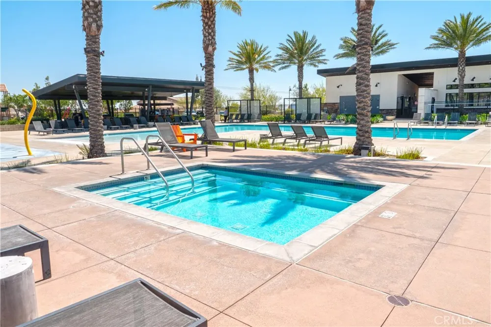 16570 Wyndham #1 Fontana, CA 92336