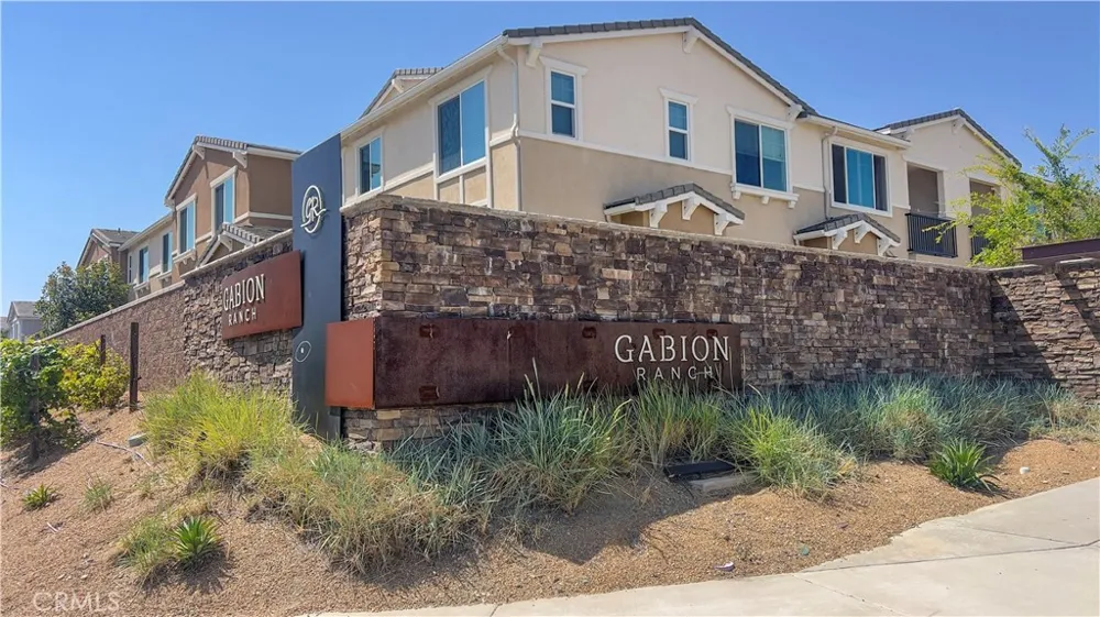 16570 Wyndham #1 Fontana, CA 92336