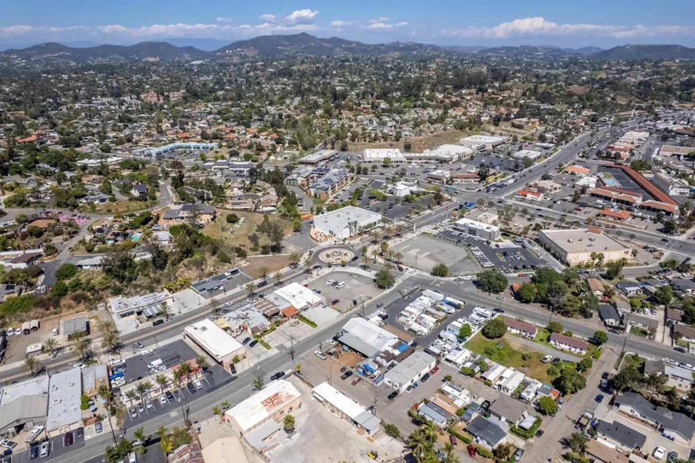 745 S Santa Fe Ave. Vista, CA 92083