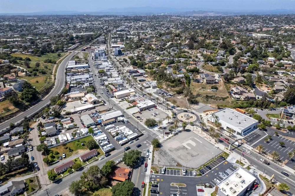 745 S Santa Fe Ave. Vista, CA 92083