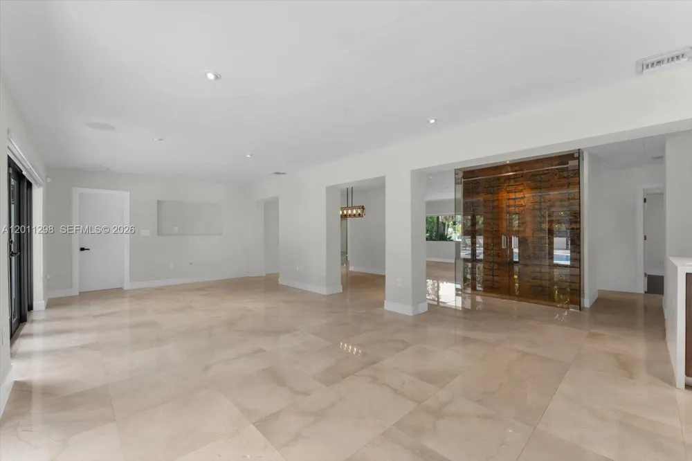 29 NE 95th St Miami Shores, FL 33138