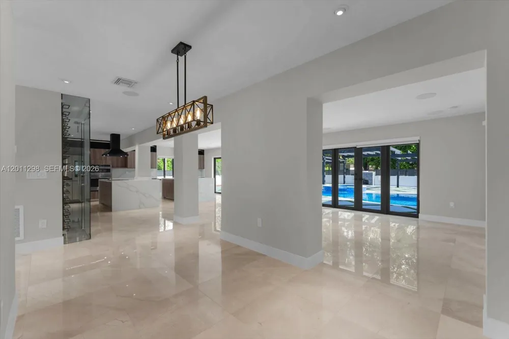 29 NE 95th St Miami Shores, FL 33138
