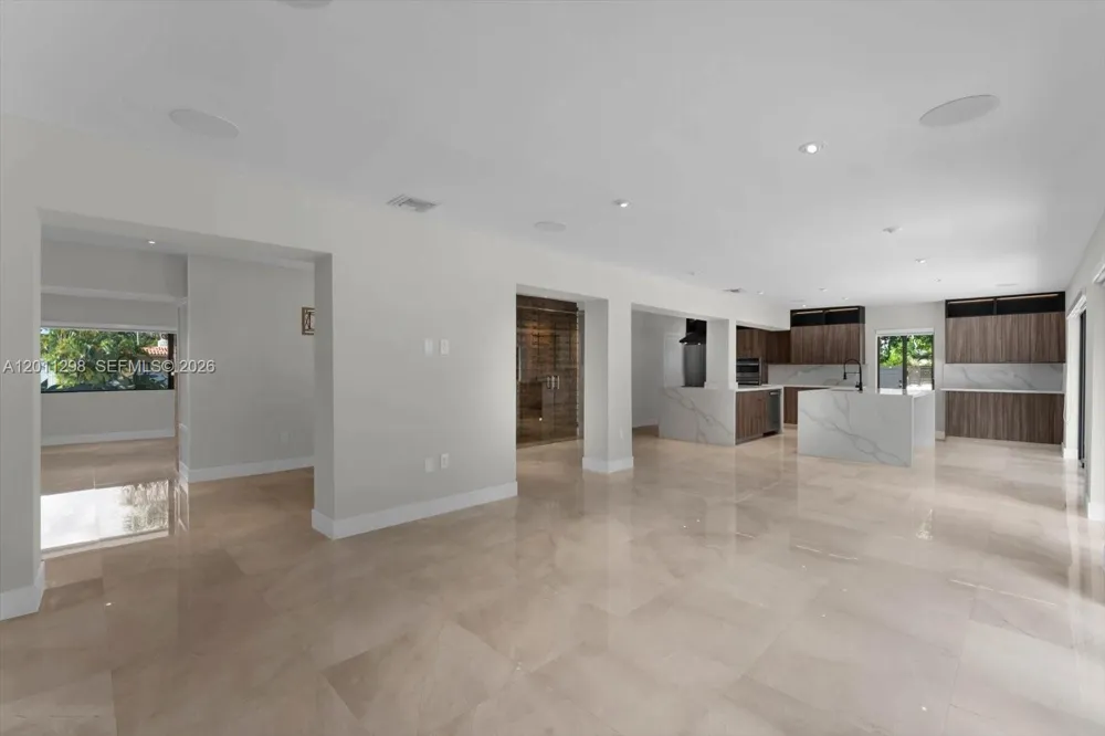 29 NE 95th St Miami Shores, FL 33138
