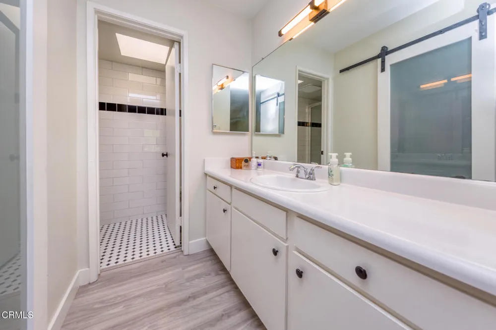 3740 Summershore Lane Westlake Village, CA 91361