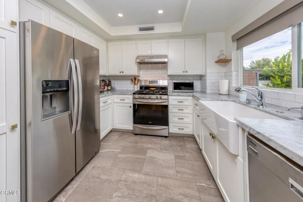 3740 Summershore Lane Westlake Village, CA 91361