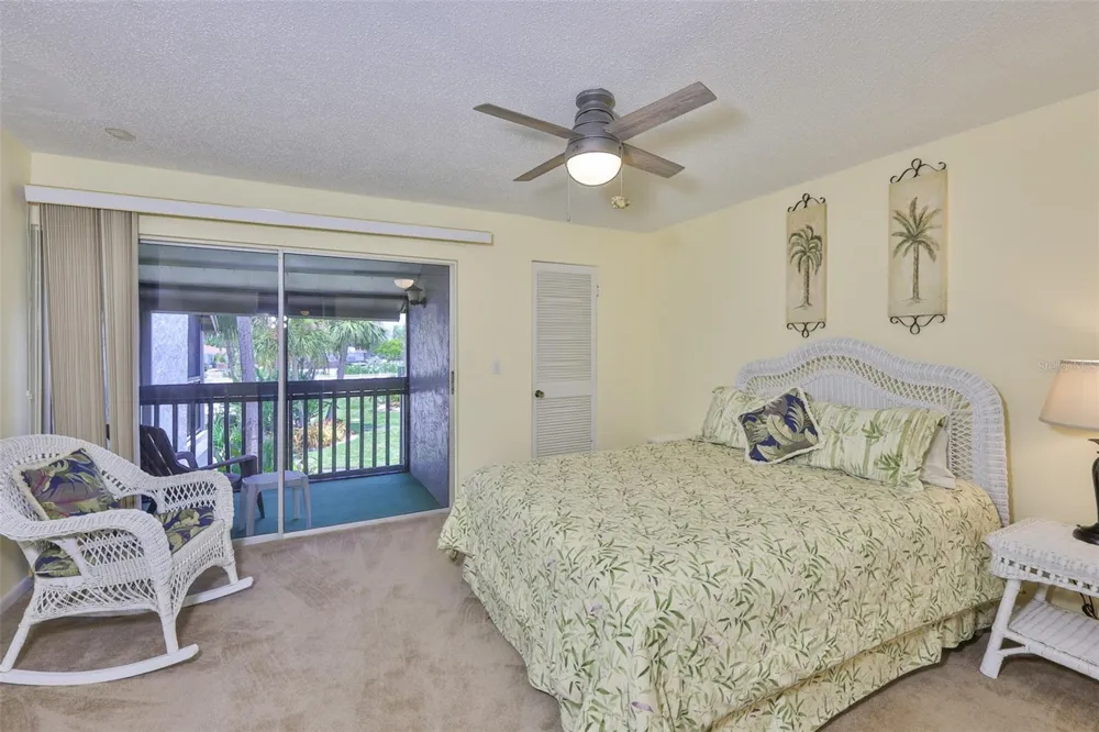 1028 APOLLO BEACH BOULEVARD #8 Apollo Beach, FL 33572