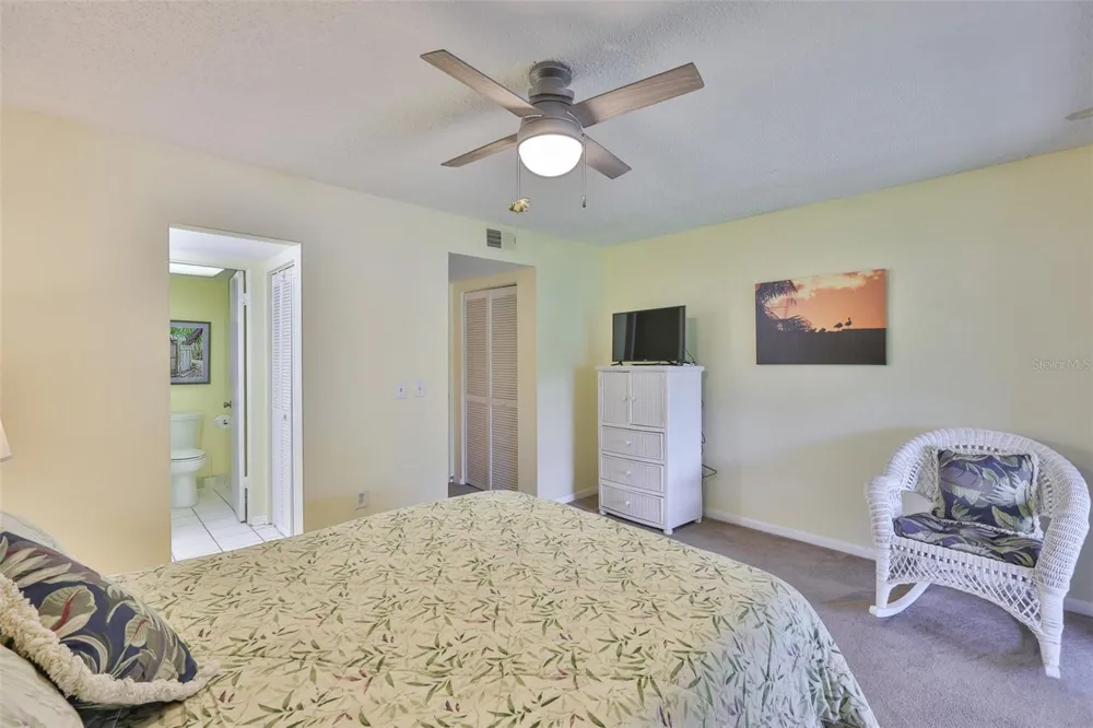 1028 APOLLO BEACH BOULEVARD #8 Apollo Beach, FL 33572