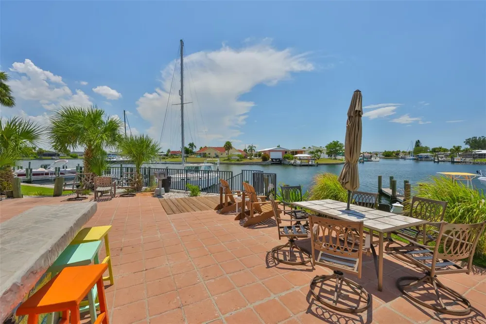1028 APOLLO BEACH BOULEVARD #8 Apollo Beach, FL 33572
