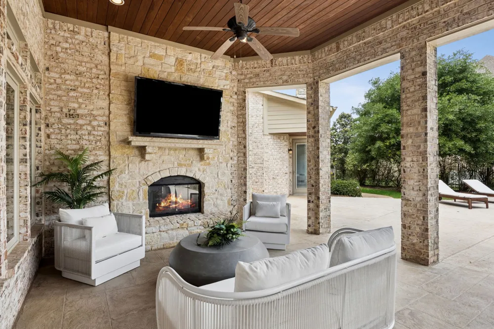 1701 Live Oak Lane Southlake, TX 76092