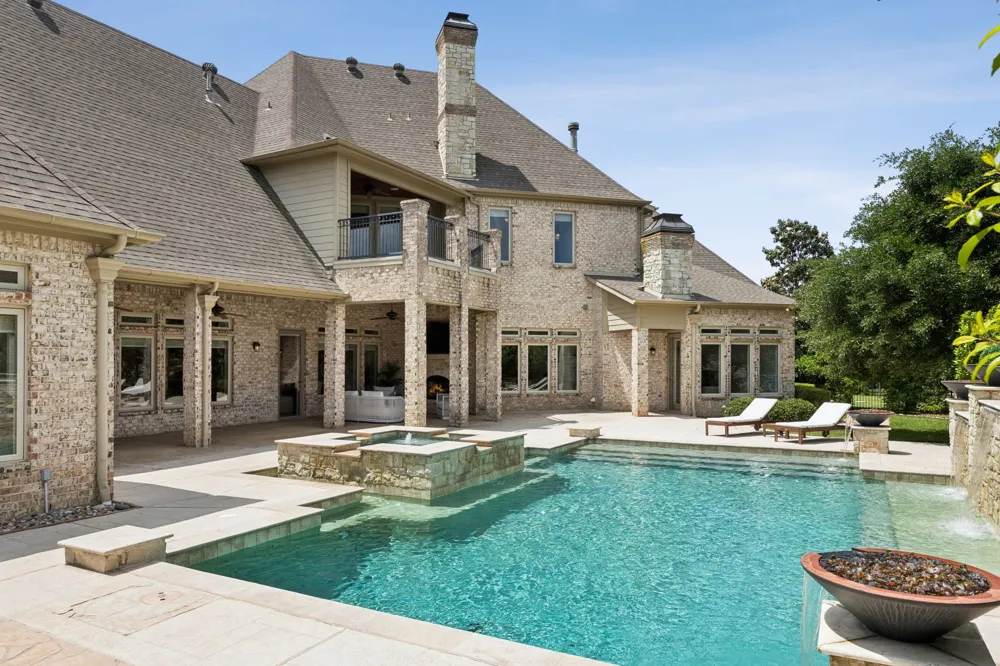 1701 Live Oak Lane Southlake, TX 76092