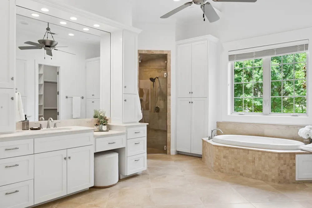 1701 Live Oak Lane Southlake, TX 76092