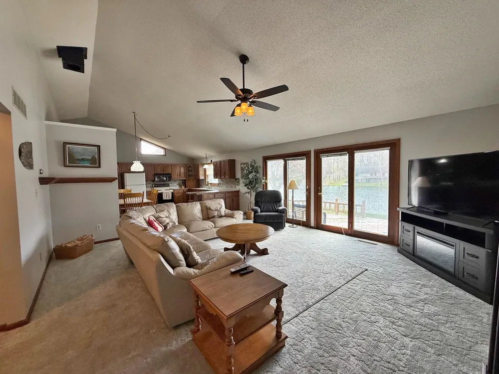 8917 Longview Drive Canadian Lakes, MI 49346