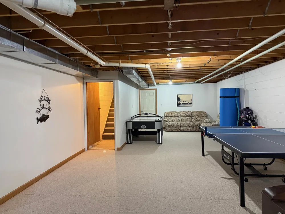 8917 Longview Drive Canadian Lakes, MI 49346