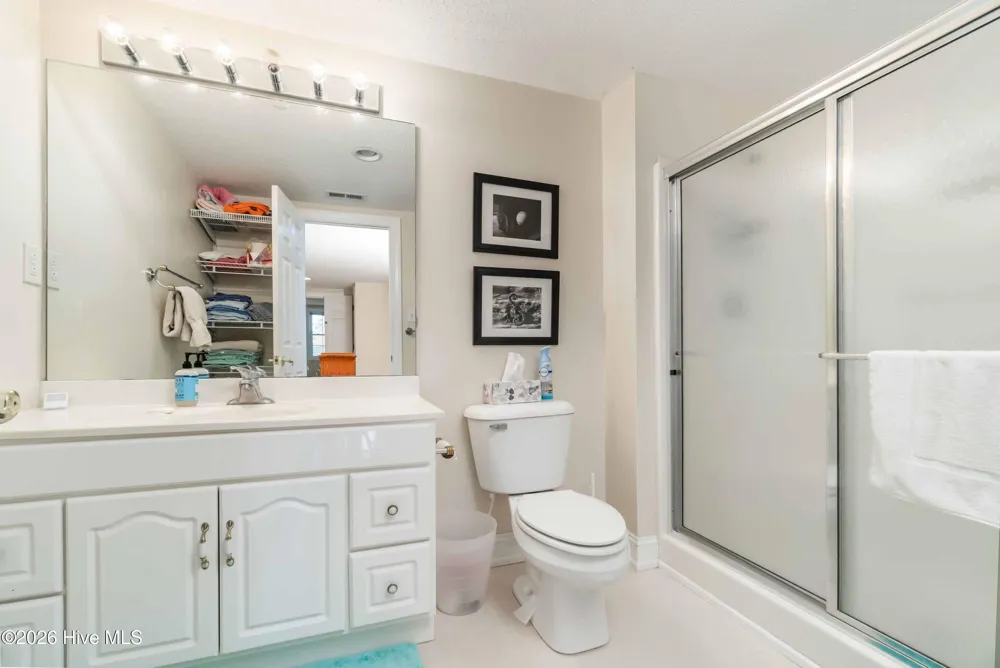 205 High Street Oriental, NC 28571