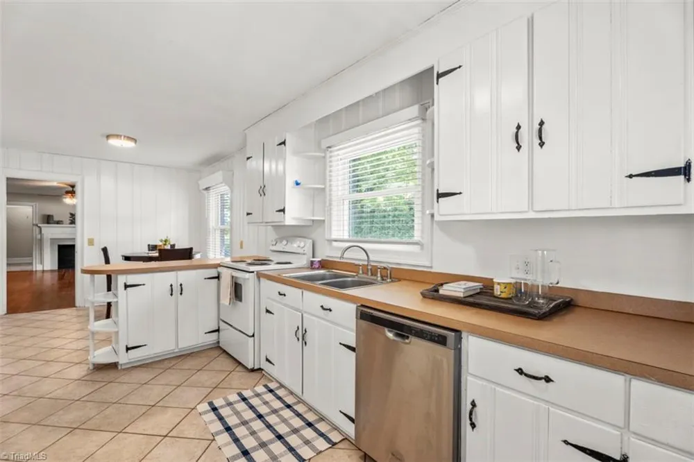 213 Old Westfield Road Pilot Mountain, NC 27041