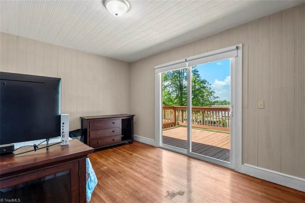 213 Old Westfield Road Pilot Mountain, NC 27041